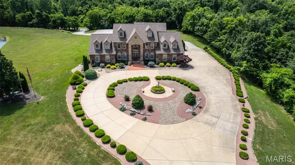 284 Clermont DR, Festus, MO 63028