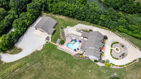 284 Clermont DR, Festus, MO 63028