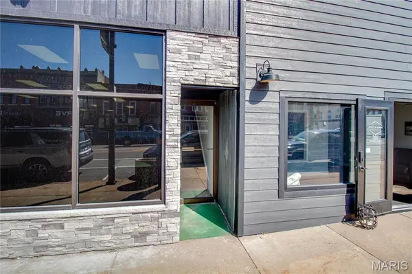 107 N State ST, Jerseyville, IL 62052
