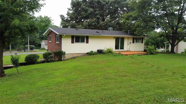 117 Edgewood RD, Jackson, MO 63755