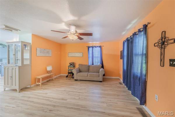 1626 Highway 142, Poplar Bluff, MO 63901