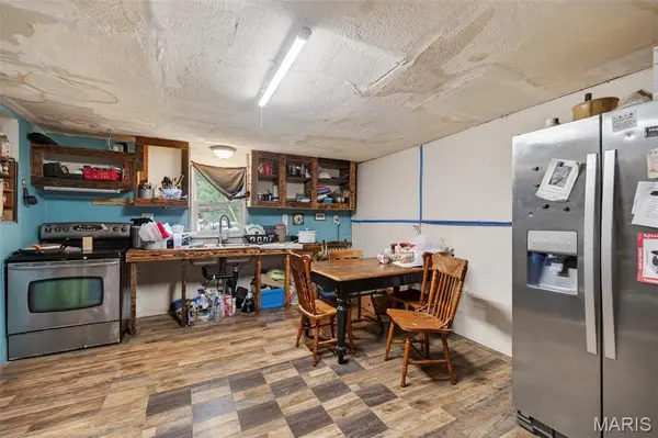 12961 Highway 64, Lebanon, MO 65536