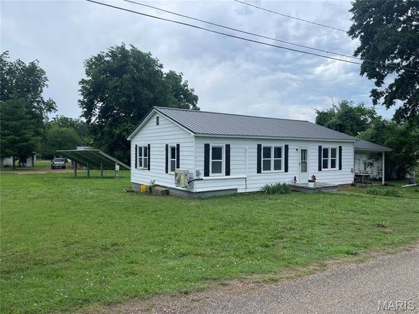 418 N. 2nd. St., Piedmont, MO 63957
