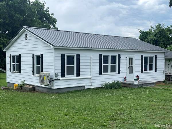 418 N. 2nd. St., Piedmont, MO 63957