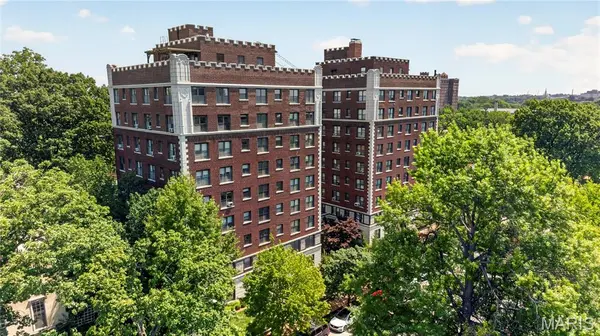 4515 Maryland AVE #609, St Louis, MO 63108