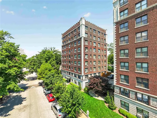4515 Maryland AVE #609, St Louis, MO 63108