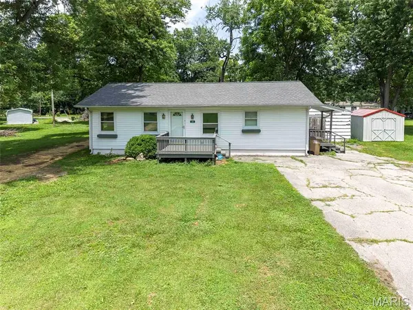 105 Wilcox, Sawyerville, IL 62085
