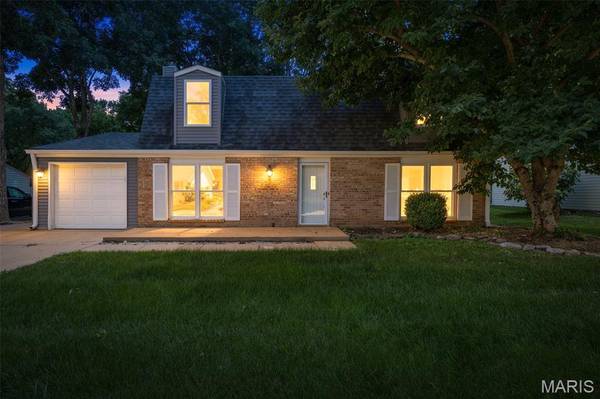 1954 Parkton WAY, Barnhart, MO 63012