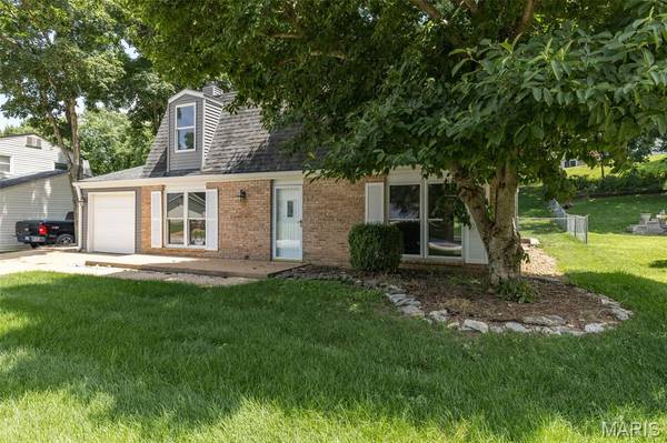 1954 Parkton WAY, Barnhart, MO 63012