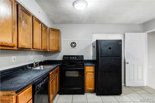 7203 Eunice AVE, St Louis, MO 63136