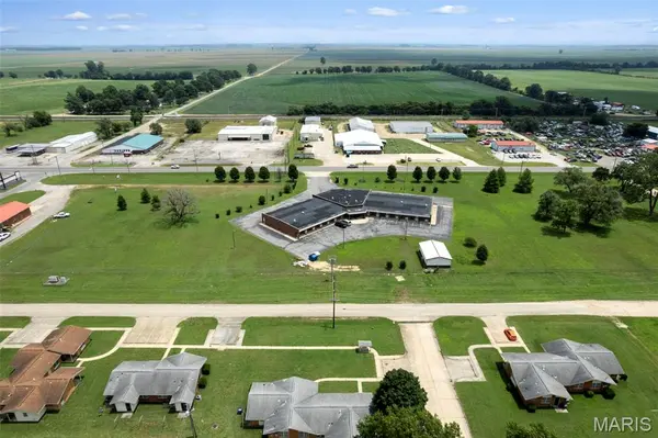 2889 N Douglas, Malden, MO 63863
