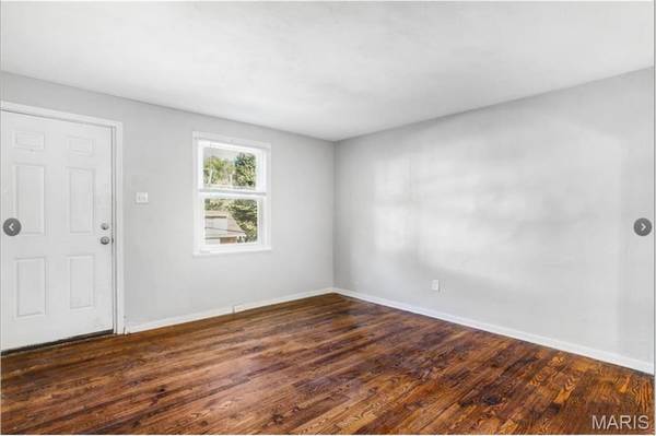 7032 Theodore AVE, St Louis, MO 63136
