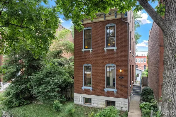 1941 Congress ST, St Louis, MO 63118