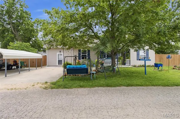844 Alley ST, Bourbon, MO 65441