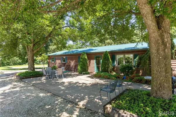 30677 252nd AVE, Durham, MO 63438