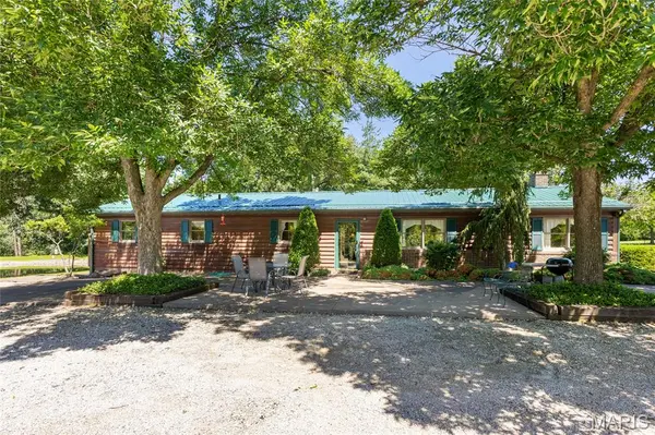 30677 252nd AVE, Durham, MO 63438