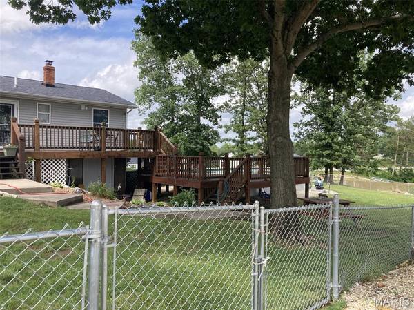 5352 Saint Louis Rock RD, Villa Ridge, MO 63089