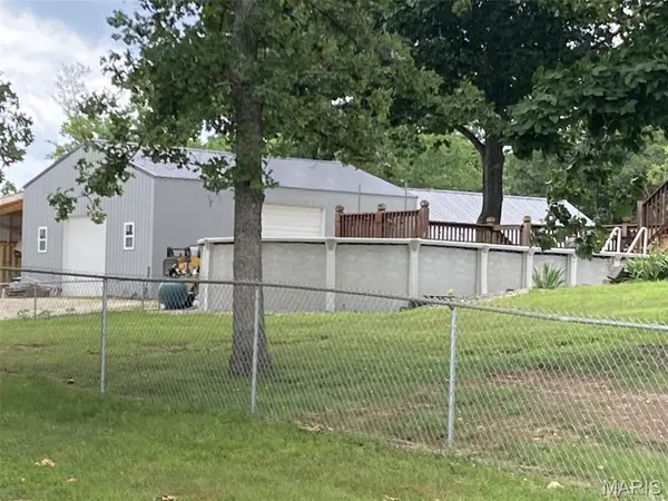 5352 Saint Louis Rock RD, Villa Ridge, MO 63089