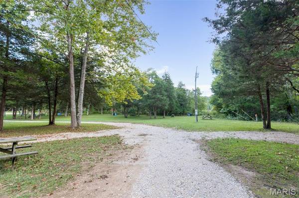 628 County Road 200, Lesterville, MO 63654