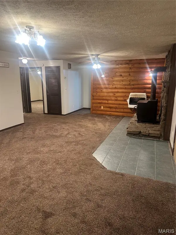 527 State Highway KK, Fordland, MO 65652