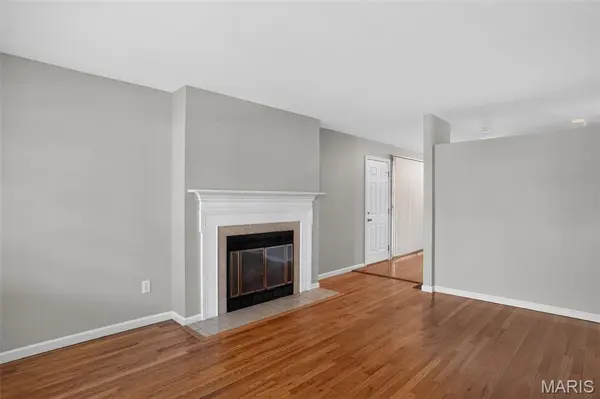 2560 Suffolk PL, Florissant, MO 63033