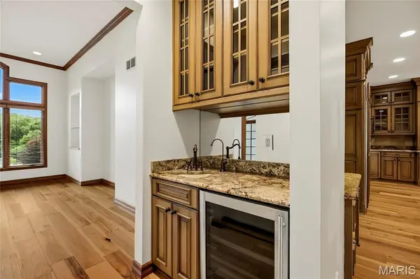 220 Northlind DR, Defiance, MO 63341
