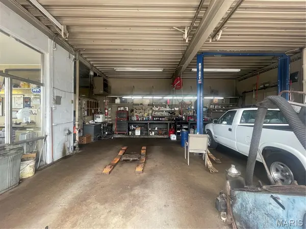 12518 Missouri Bottom RD, Hazelwood, MO 63042
