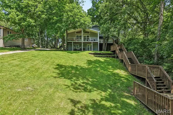 111 Solar CIR, Litchfield, IL 62056