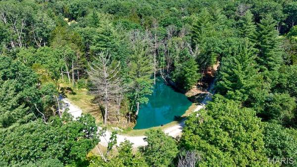 3200 Mossy Ridge Way, Pacific, MO 63069