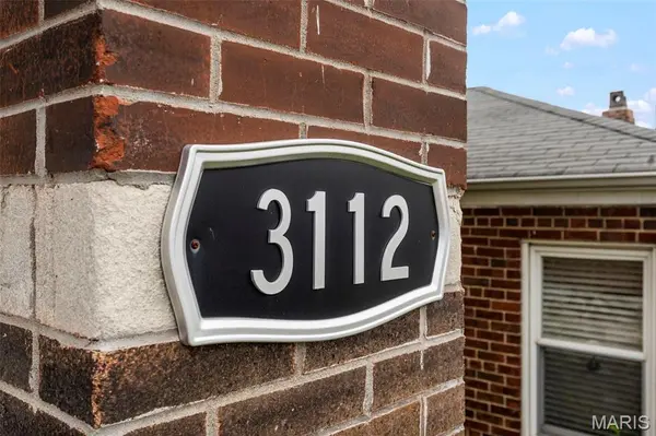 3112 Wyoming ST, St Louis, MO 63118