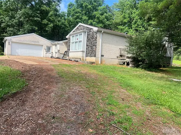 197 Wayne 340, Piedmont, MO 63957