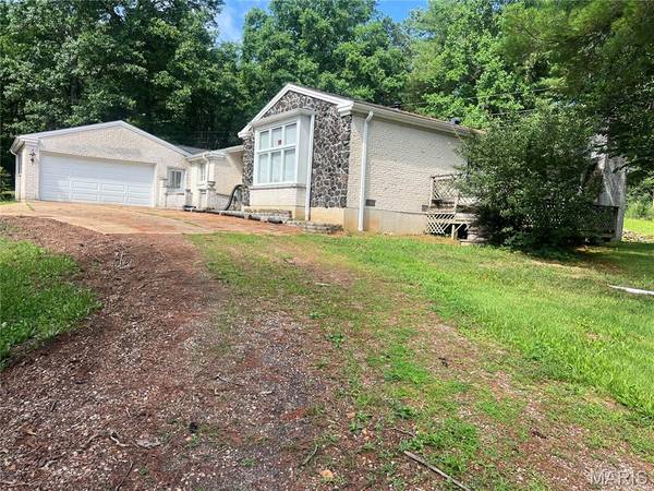 197 Wayne 340, Piedmont, MO 63957