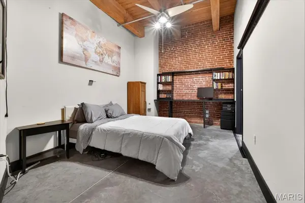 1113 Washington AVE #406, St Louis, MO 63101