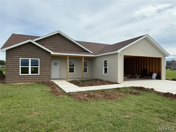810 Bollweevil BLVD, Sikeston, MO 63801