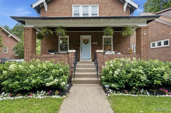 7360 Northmoor DR, St Louis, MO 63105