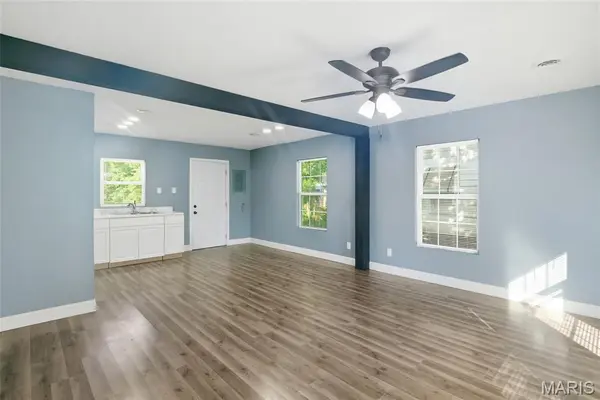 14 Marilyn LN, Cahokia, IL 62206