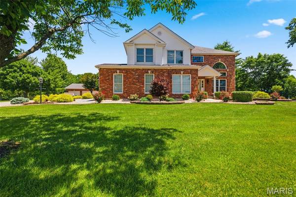 123 Townview DR, Wentzville, MO 63385