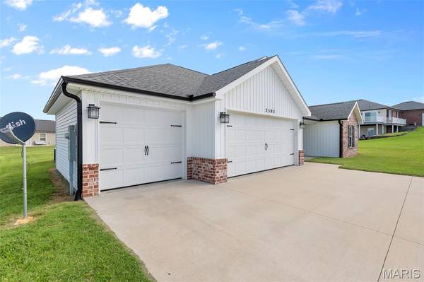 2502 Oak ST, Jackson, MO 63755