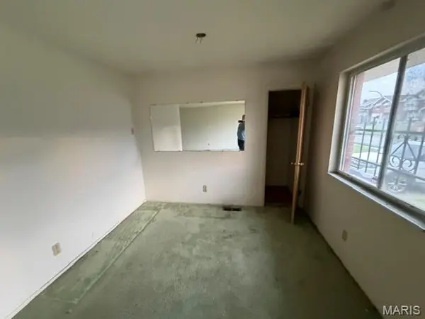4454 San Francisco AVE, St Louis, MO 63115