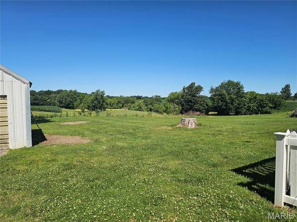 4511 Chester RD, Chester, IL 62233