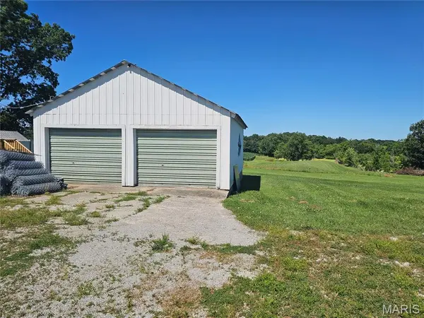 4511 Chester RD, Chester, IL 62233