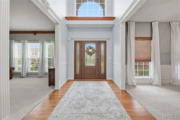 208 Kings Mill CT, Dardenne Prairie, MO 63368