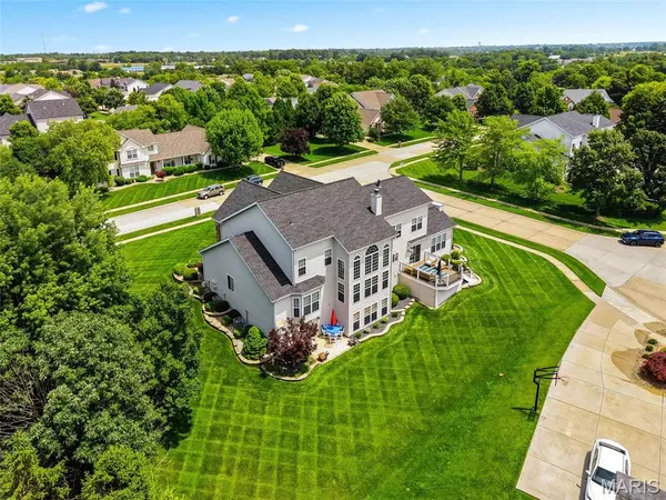 208 Kings Mill CT, Dardenne Prairie, MO 63368