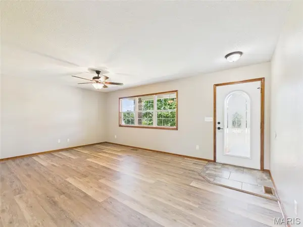 24625 Spencer RD, Waynesville, MO 65583