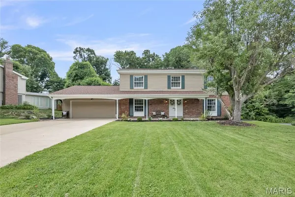 166 Southdown DR, Chesterfield, MO 63017