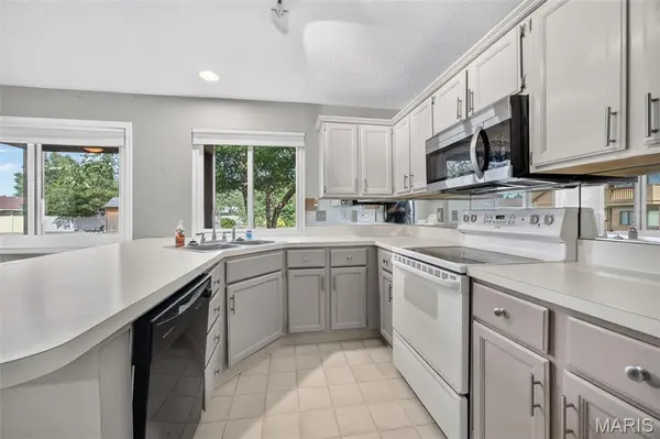 408 Kipling WAY #A, Weldon Spring, MO 63304
