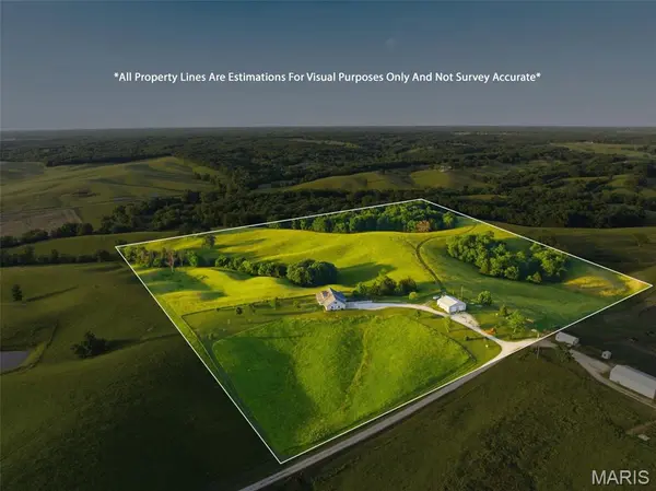 30998 Gifford Trail, La Plata, MO 63549