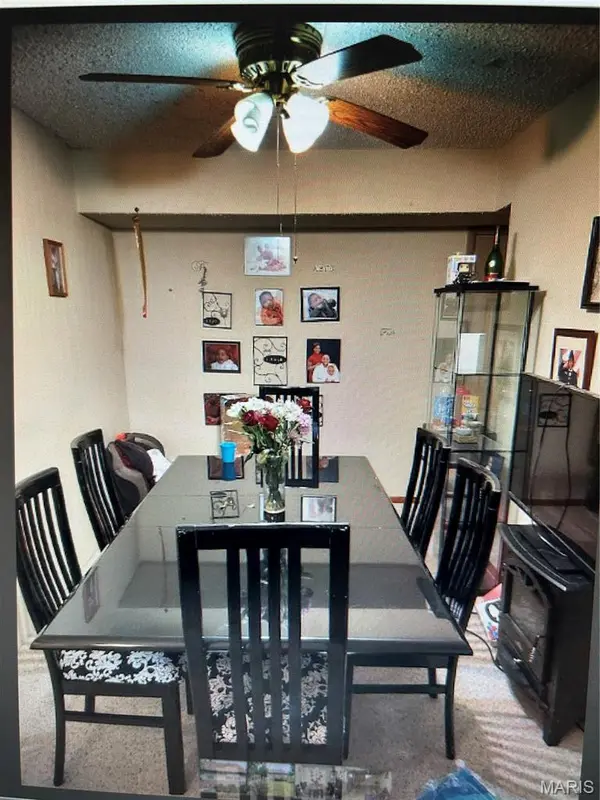 417 Shepley DR, Unincorporated, MO 63137