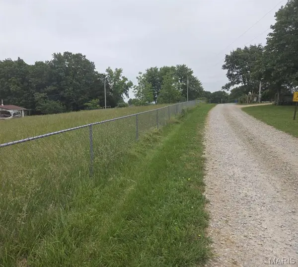 8466 South DR, Festus, MO 63028