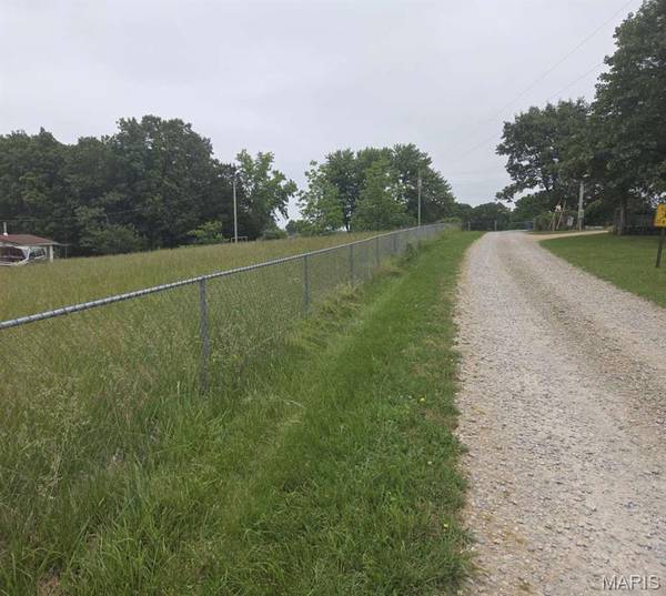 8466 South DR, Festus, MO 63028